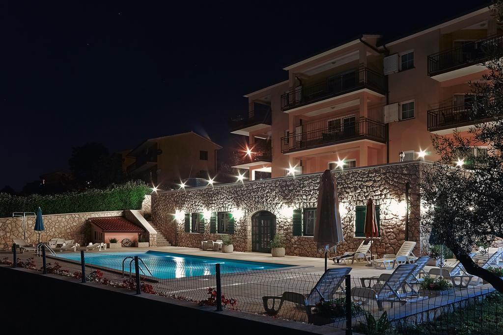 Apartments Villa Venera Labin  Εξωτερικό φωτογραφία